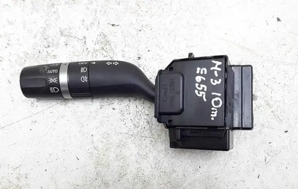Mazda 3 II Light switch 17D682