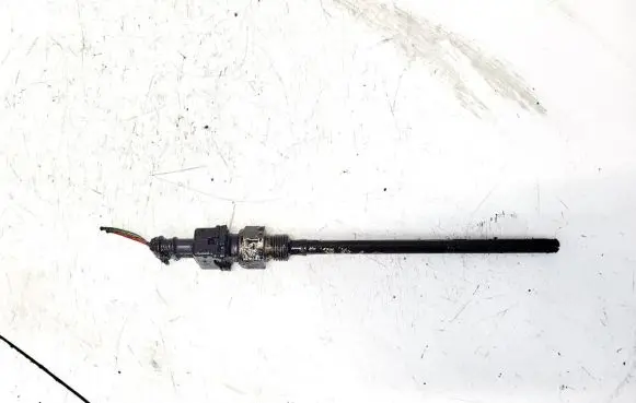Nissan Primera Oil level sensor 