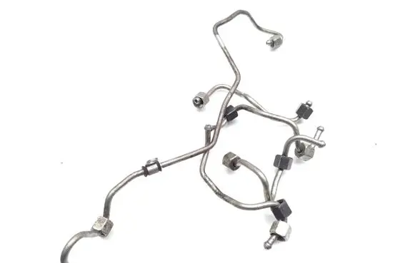 KIA Sportage Fuel injector supply line/pipe D4FD