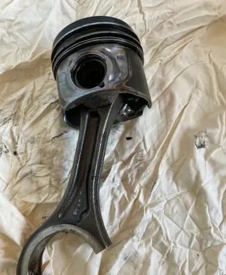 Audi A6 S6 C6 4F Piston R027