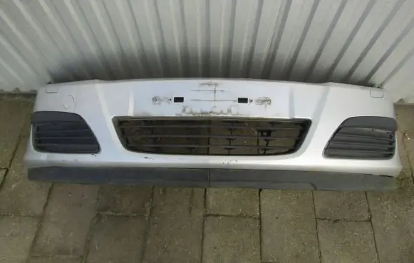 Opel Astra H Front bumper Z157