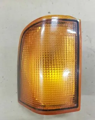 Volkswagen Jetta I Front indicator light 161953082