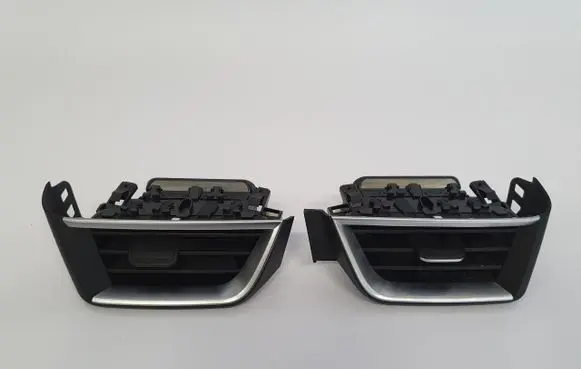 Renault Clio V Dashboard air vent grill cover trim 