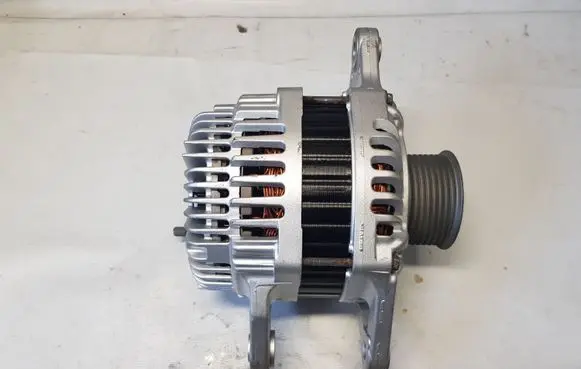 Mazda 6 Generator/alternator A2TJ0681