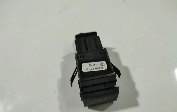 Porsche Cayenne (9PA) Passenger airbag on/off switch 7L5919211A