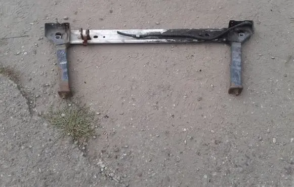 Renault Scenic III - Grand scenic III Bottom radiator support slam panel 