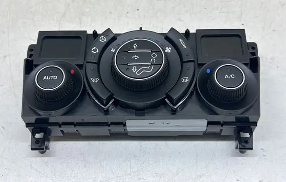 Peugeot 3008 I Climate control unit 96738320XT