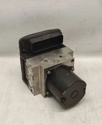 BMW 6 E63 E64 ABS Pump 6783360 6783362