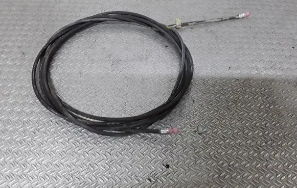 Mitsubishi Grandis Fuel cap flap release cable 