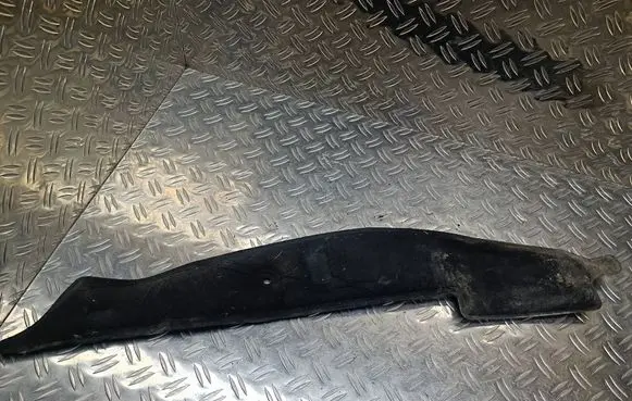 Citroen DS7 Crossback Fender foam support/seal 