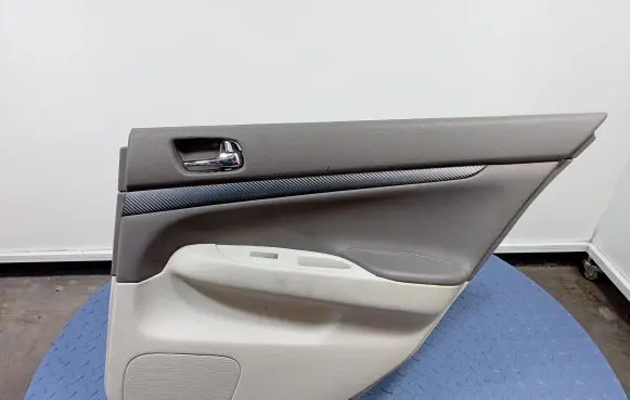 Infiniti G37 Door card panel trim set 