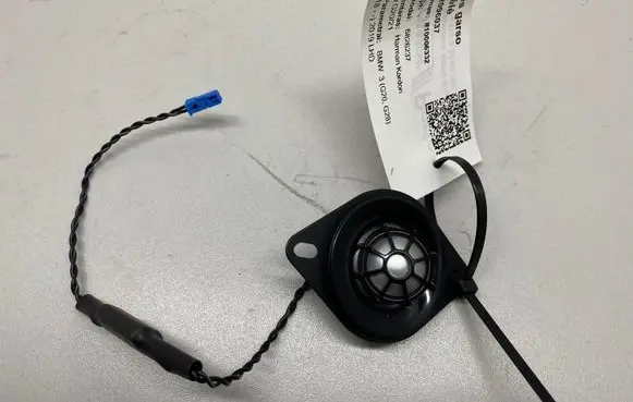 BMW 3 G20 G21 Panel speaker 6826237