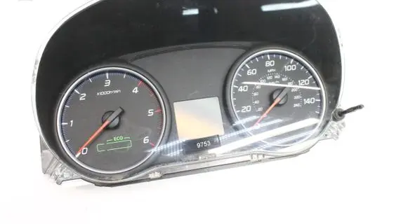 Mitsubishi Outlander Speedometer (instrument cluster) 8100B888