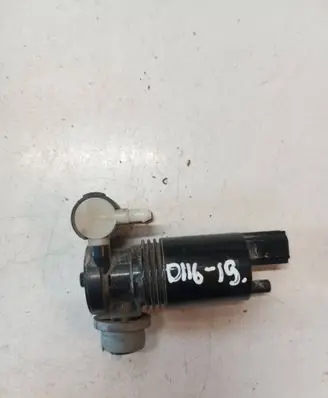 Volvo V40 Windscreen/windshield washer pump 1026810001