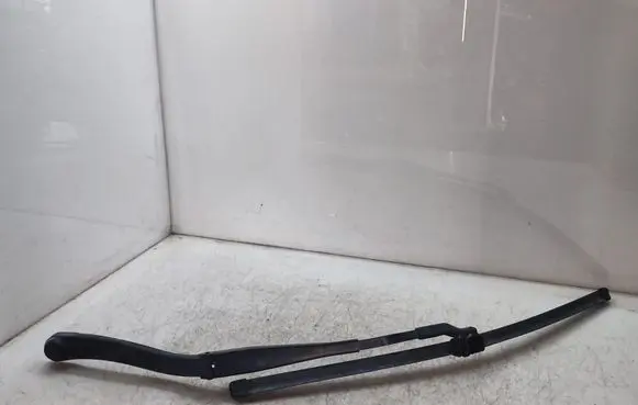 Mercedes-Benz CLS C218 X218 Front wiper blade arm