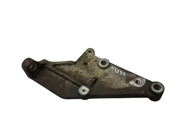 Mazda 323 F Engine mounting bracket RF11R