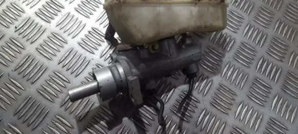 Volkswagen Golf IV Master brake cylinder 311967