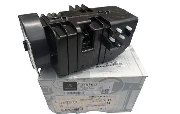 Mercedes-Benz S W222 Central locking vacuum pump A2229004115 A2229001510 2229004115