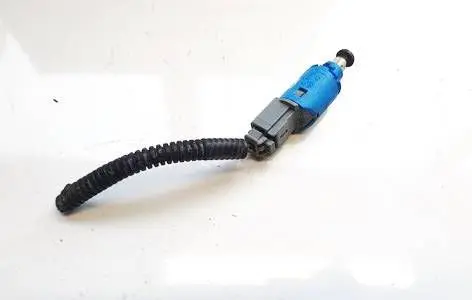 Renault Scenic II - Grand scenic II Brake pedal sensor switch 8200168239b 8200168239--b