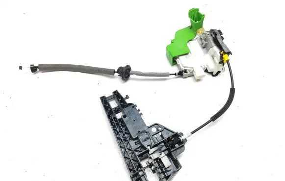 Audi A1 Front door lock 8X1837015C