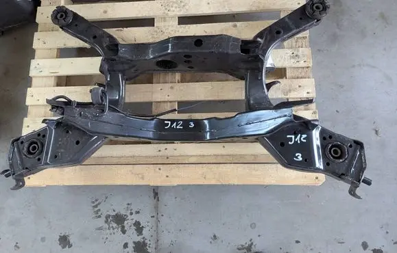 Nissan Qashqai J12 Rear subframe 
