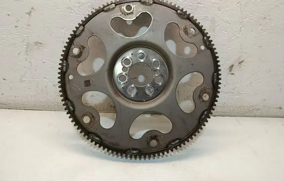 Alfa Romeo Giulia Flywheel 68337526AA 2567100251 55277721