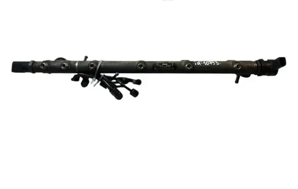 Mercedes-Benz Sprinter W906 Fuel main line pipe A6120700195 0445215012 0281002504