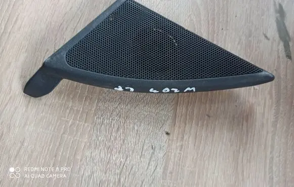 Mercedes-Benz C W203 Front door high frequency speaker a2037250194