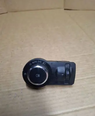 Opel Insignia A Light switch 13268710