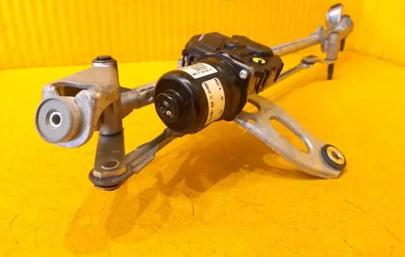 Mercedes-Benz GLB x247 Front wiper linkage and motor A2478201102 A2479061402