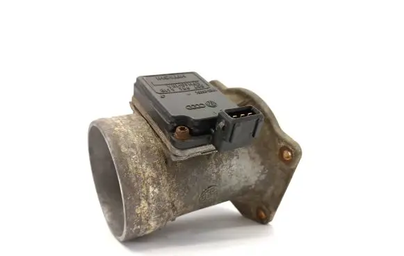 Audi A4 S4 B5 8D Mass air flow meter 037906461B AFH6010A