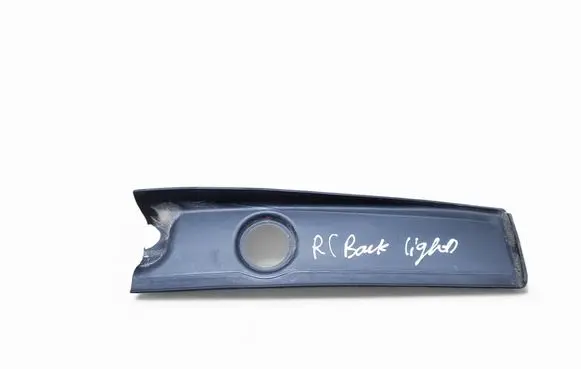 Chevrolet Suburban Rear/tail light trim molding 84273589