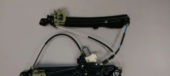 BMW 5 F10 F11 Front door electric window regulator 7182131