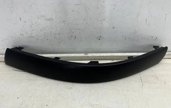 Volkswagen PASSAT B5.5 Front bumper splitter molding 3b0807717d