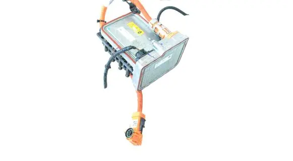 Voltage converter inverter
