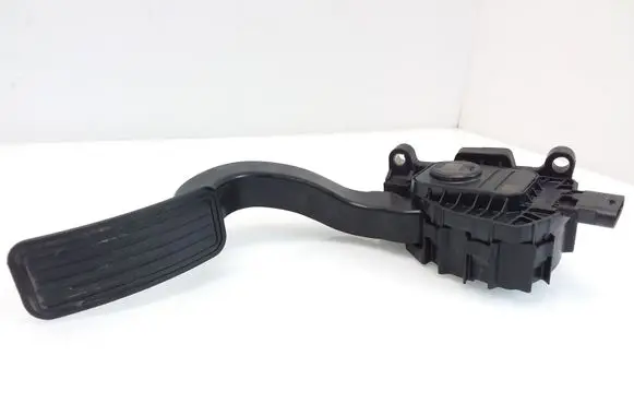 Tesla Model 3 Accelerator throttle pedal 1011298 1016045009301