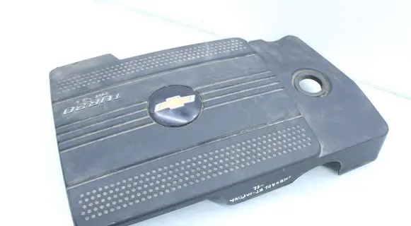 Chevrolet Captiva Engine cover (trim)