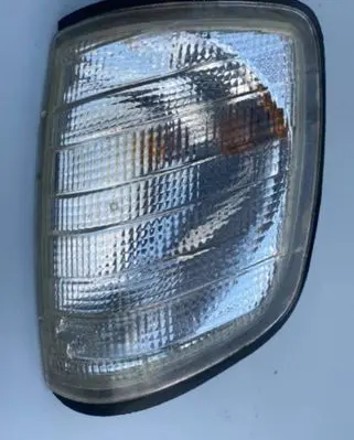 Mercedes-Benz E W124 Front fender indicator light