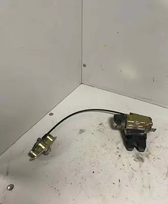 Tailgate/trunk/boot lock/catch/latch