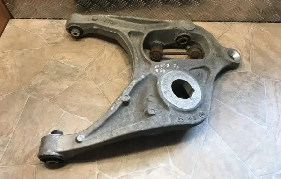 Mercedes-Benz ML W166 Rear upper control arm/wishbone A16606