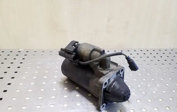Ford Focus Starter motor 0001109341