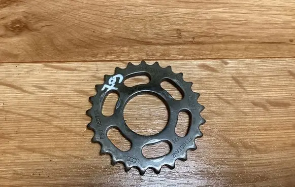 Audi A6 S6 C6 4F Timing chain sprocket 057109116J