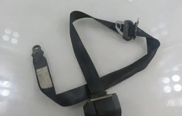 Volkswagen Transporter - Caravelle T4 Front seatbelt 701857805B