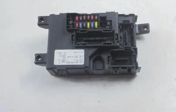 Fiat Punto (199) Fuse box set 00517817570