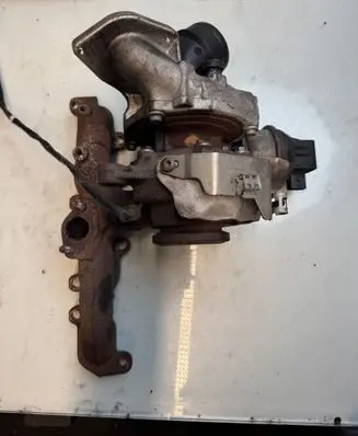 Volkswagen PASSAT B7 Turbo 03L253056T BV4000021