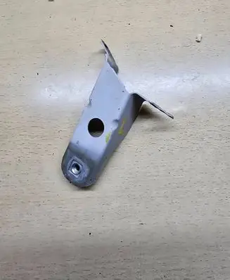 BMW 4 F32 F33 Fender mounting bracket 8066937