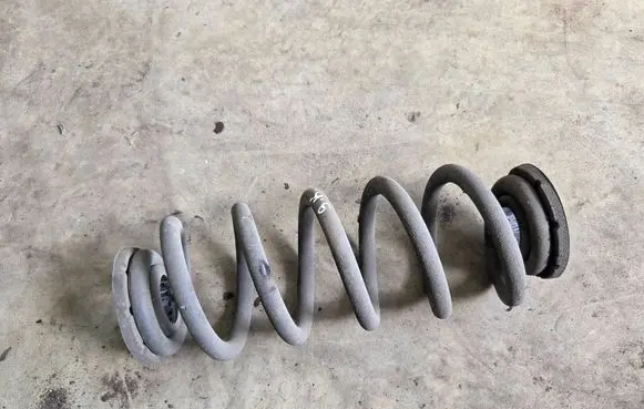 Opel Astra K Rear coil spring