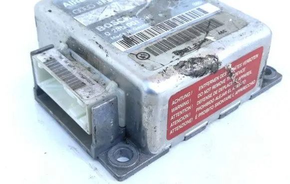 Audi A6 S6 C4 4A Airbag control unit/module 8A0959655A 0285001086