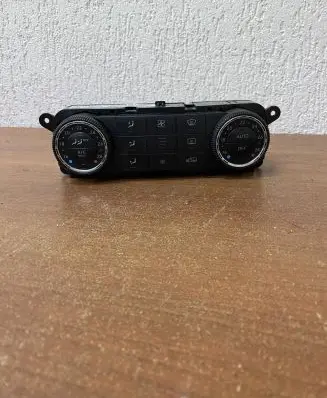 Mercedes-Benz R W251 Interior fan control switch A2518700289 A2518204289