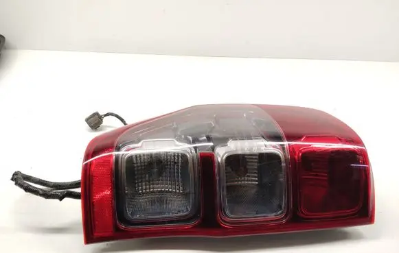 Ford Ranger IV Rear/tail lights JB3B13405
